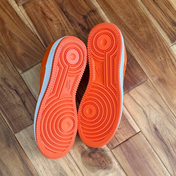 Nike Bright Orange Sneakers with White Details - Picture 3 of 4